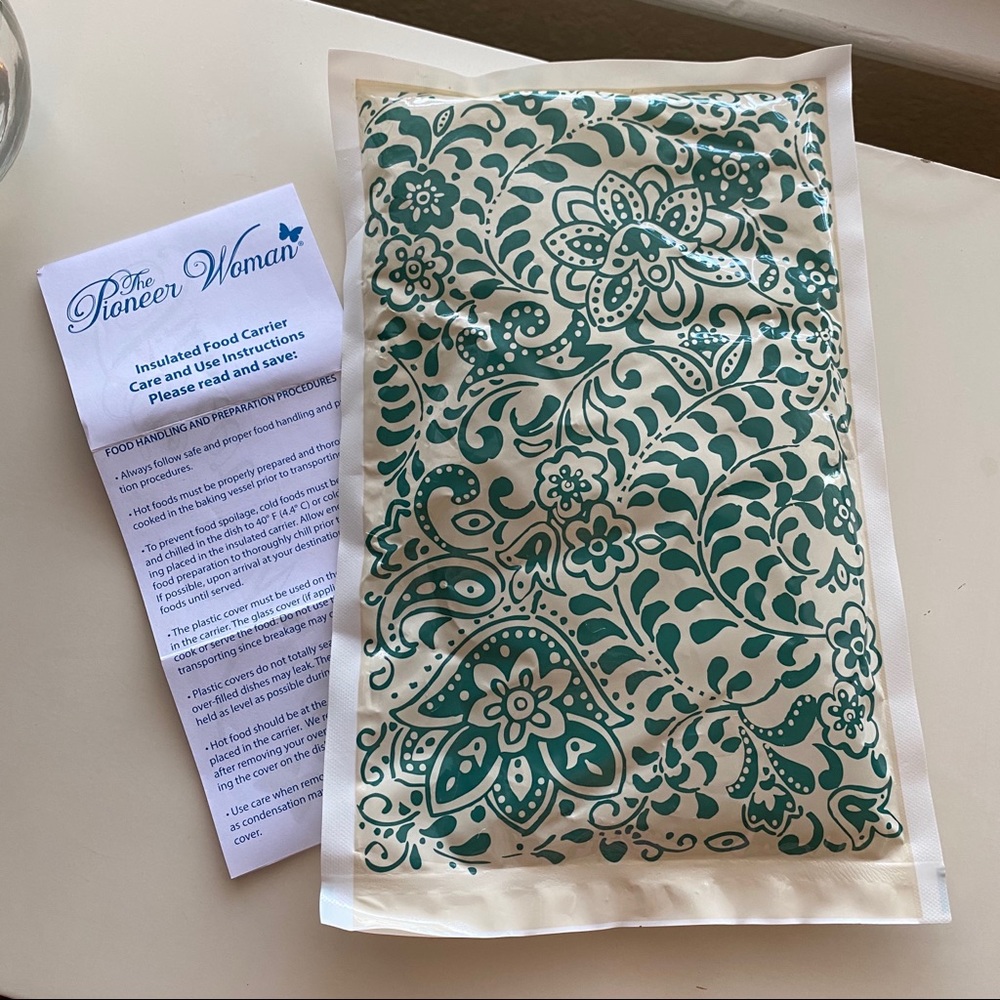 Pioneer Woman Insulated Food Carrier